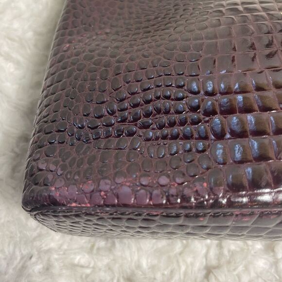 Etienne Aigner leather burgundy reptile print shoulder bag gold tone hardwares - Picture 10 of 16